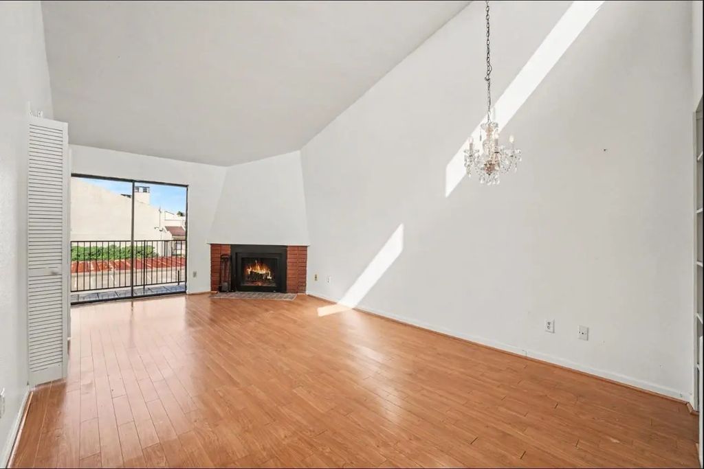 10075 Westpark Drive 37, Houston