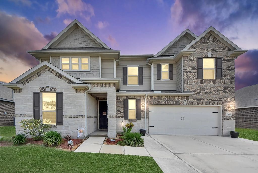 3705 Banbury Lane, Pearland