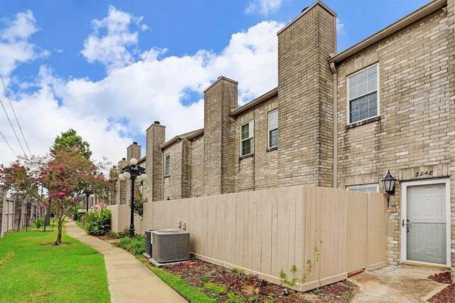 3248 Holly Hall Street 3248, Houston