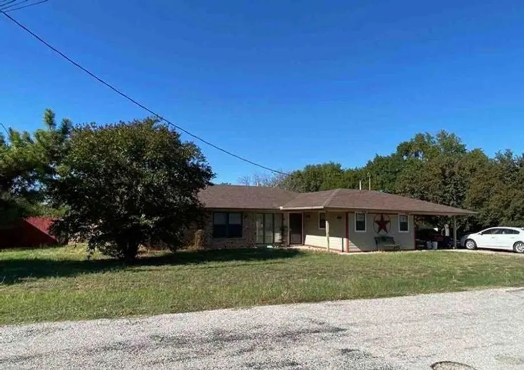 136 Runaway Bay Drive, Runaway Bay