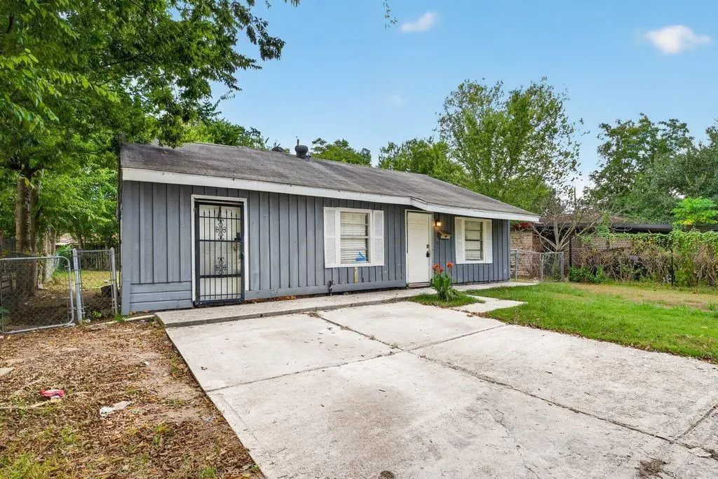 7319 Mountbatten Road, Houston