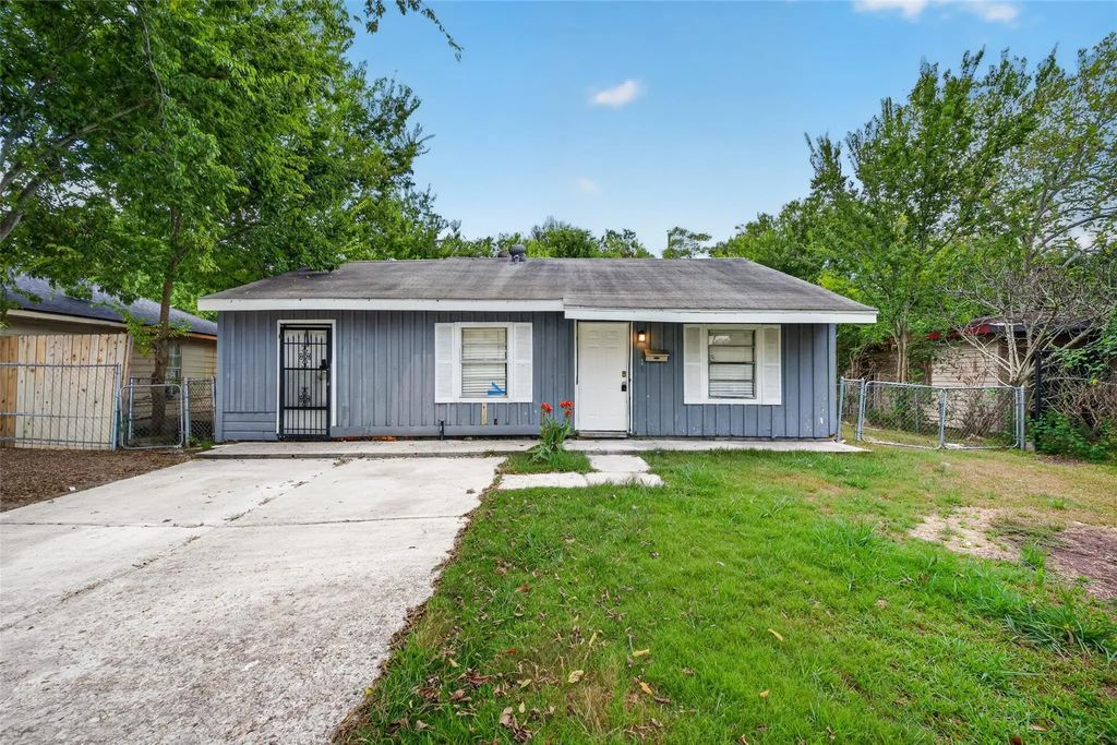 7319 Mountbatten Road, Houston