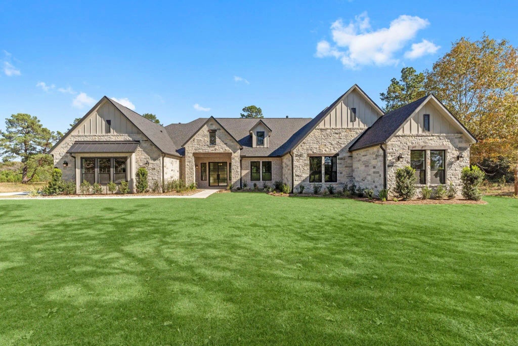 161 Homestead Hill Road, New Waverly