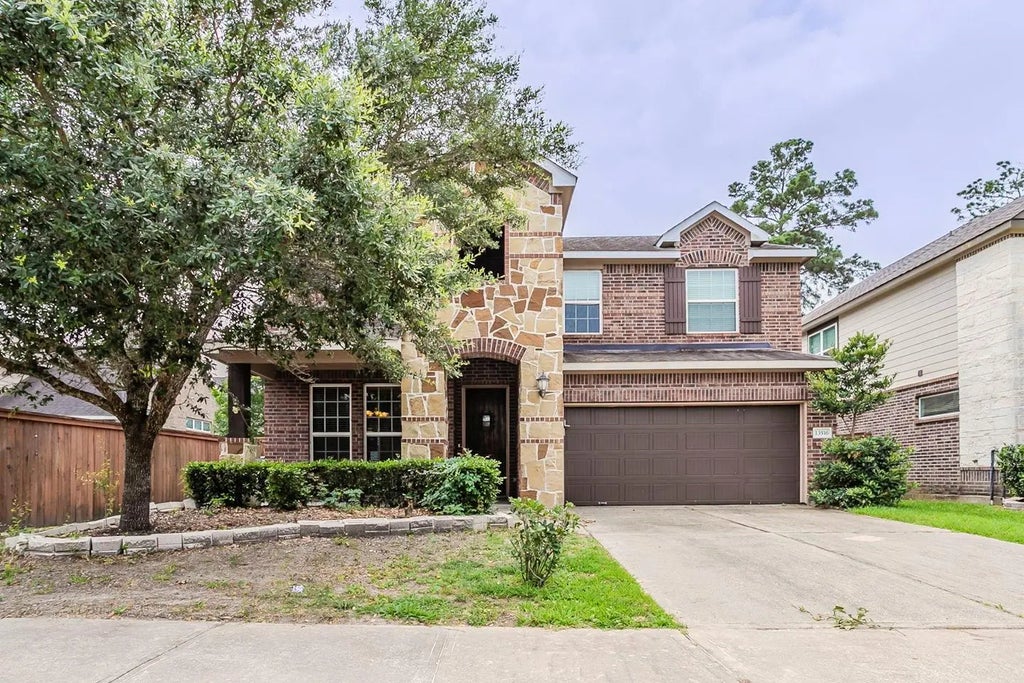 13516 Northline Lake Drive, Houston