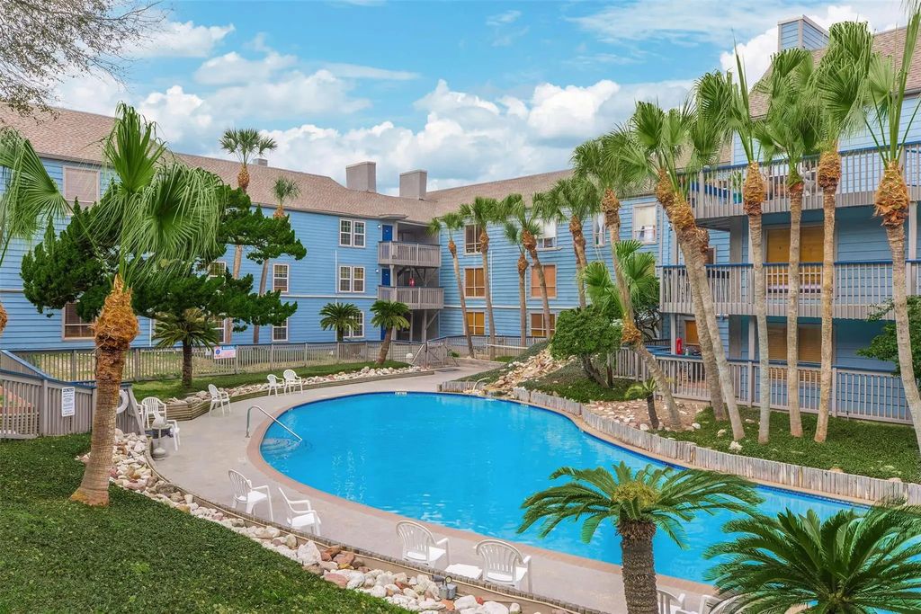 8100 Seawall Boulevard B, Galveston