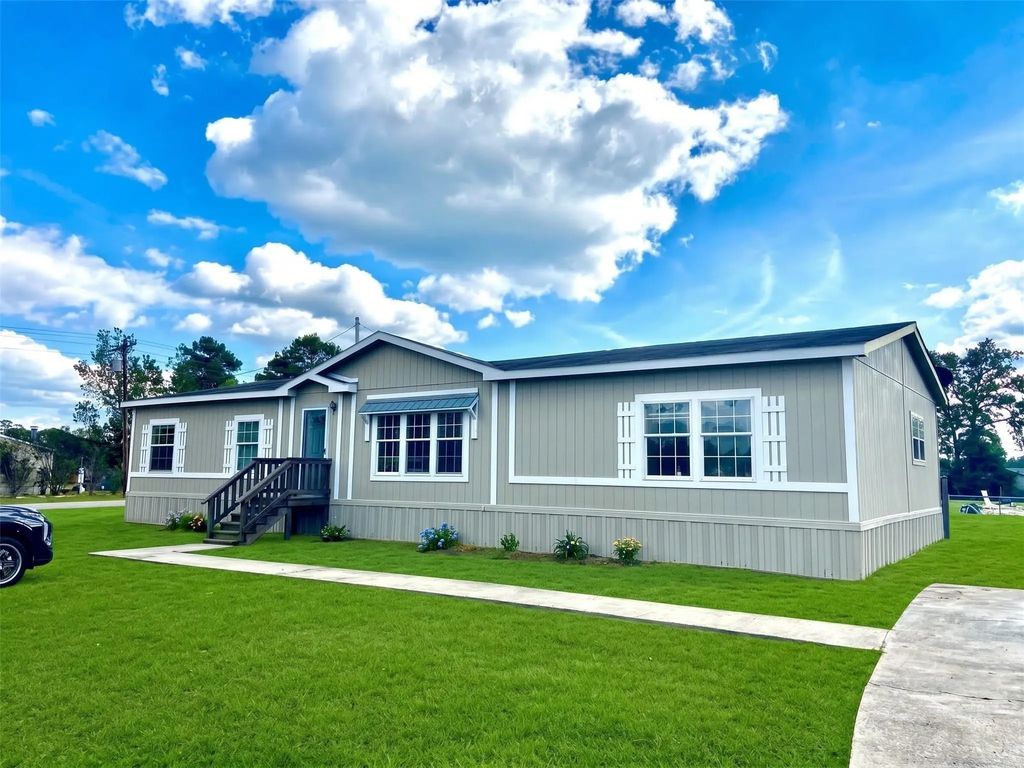 11720 W Small Oak Lane, Willis