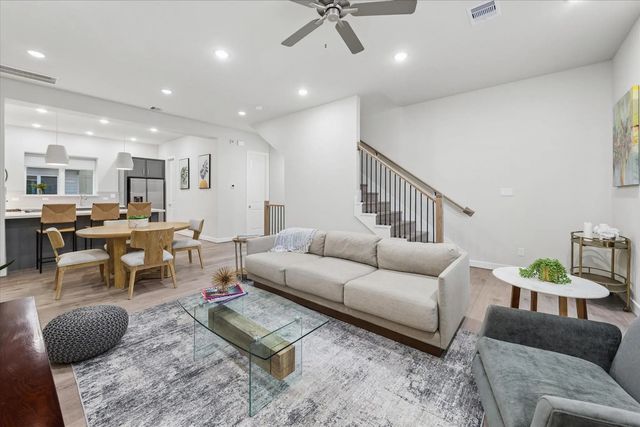 6332 Paddington Bend Drive, Houston