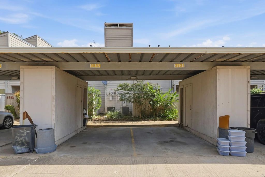 9582 Windswept Lane 9582, Houston