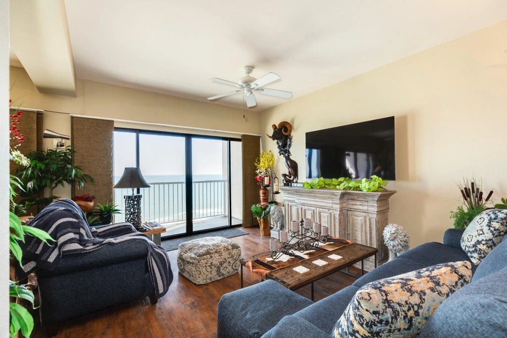 7700 Seawall Boulevard P9, Galveston