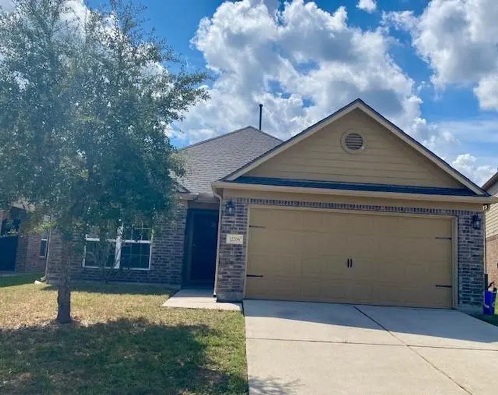 12206 Zenith Ridge Way, Humble