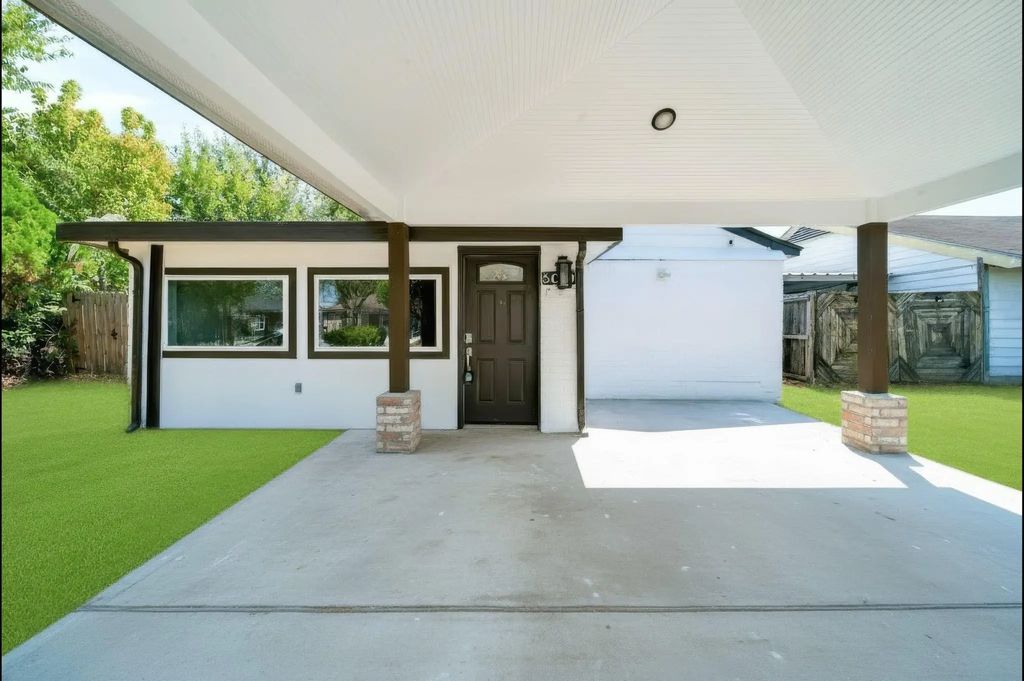 5010 Malmedy Road, Houston