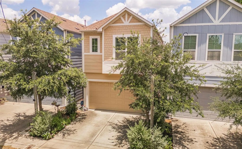 3235 Cline Street, Houston