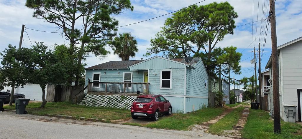 1719 50th Street, Galveston