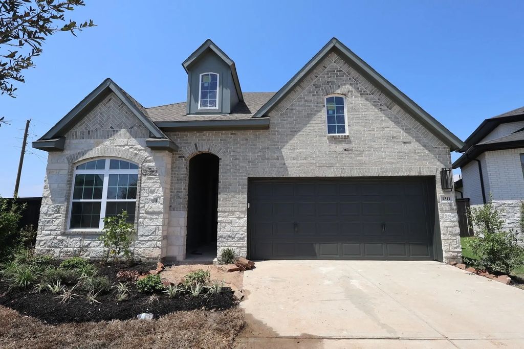 3311 Golden Pomelo Drive, Richmond