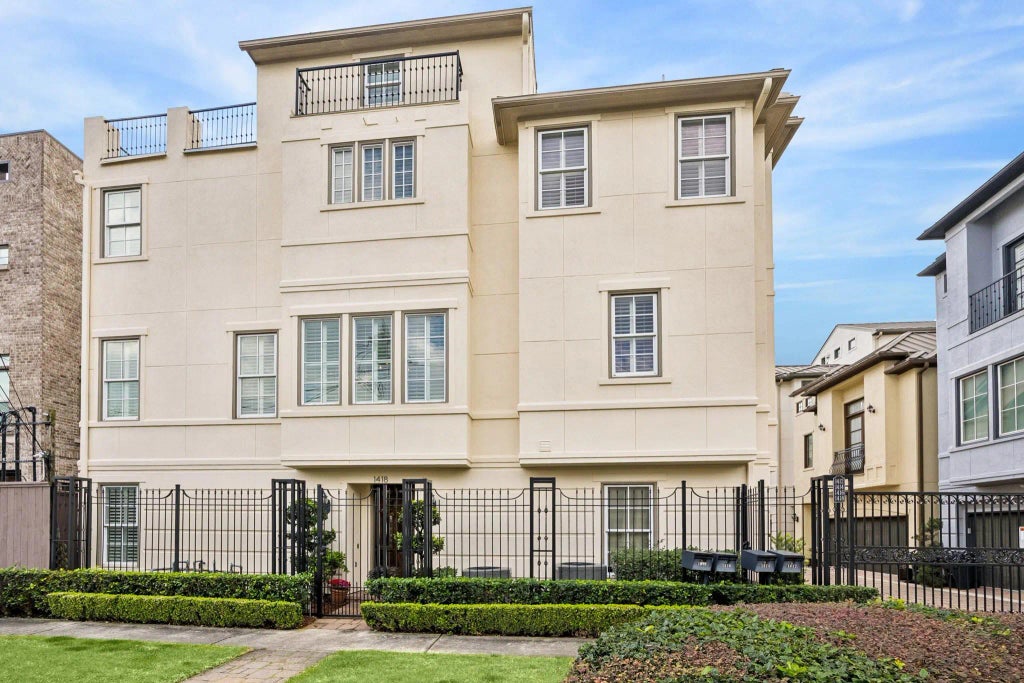 1418 Rosedale Street, Houston