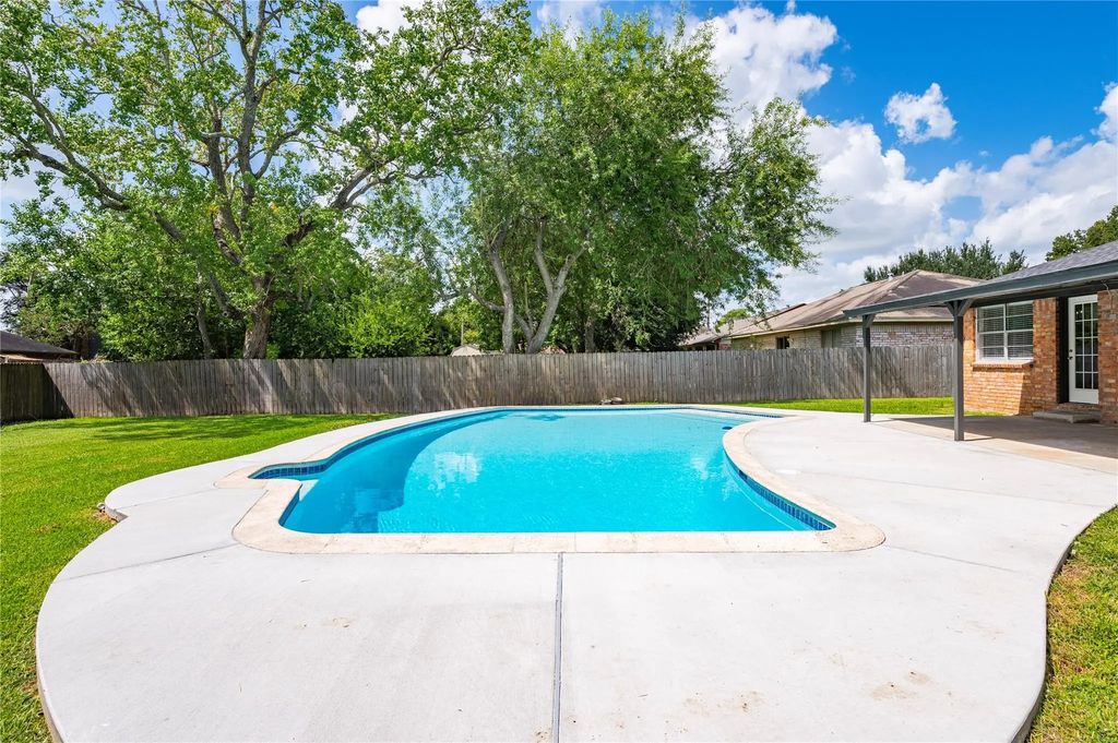 5422 Thistle Drive, Dickinson