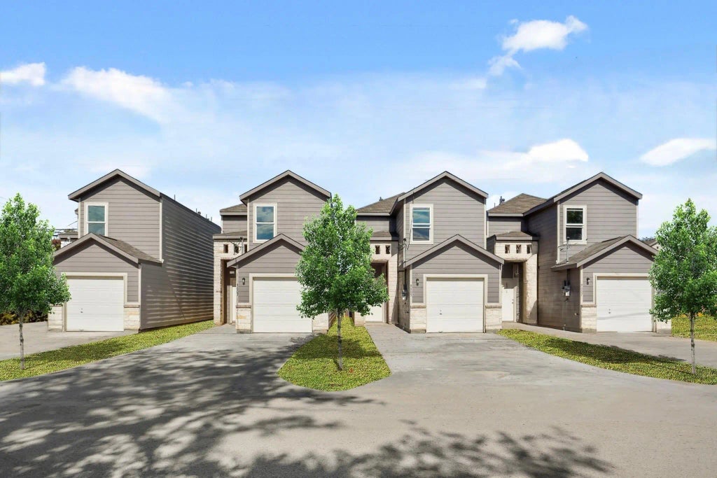 9001 Judwin Street, Houston