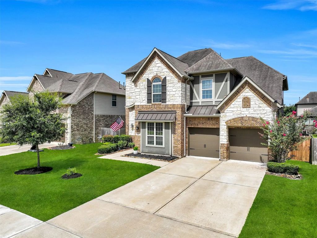 1645 Longwood Glen Lane, Friendswood
