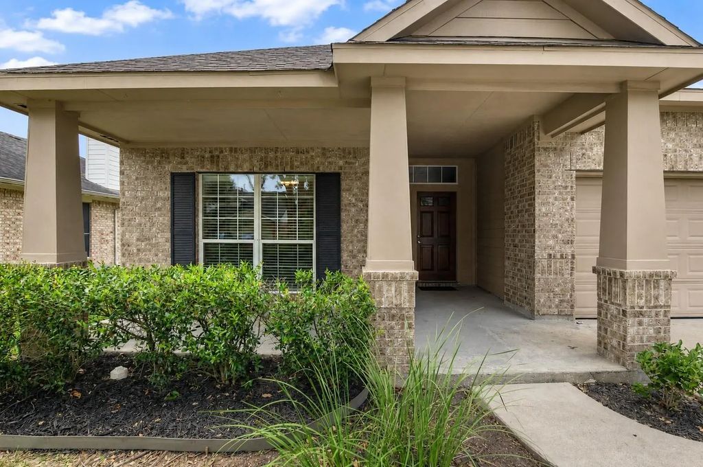 4711 Buescher Court, Pearland