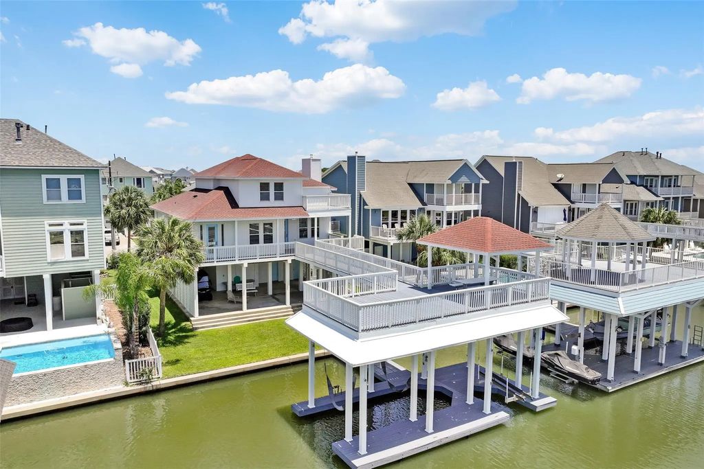 13619 Windlass Circle, Galveston