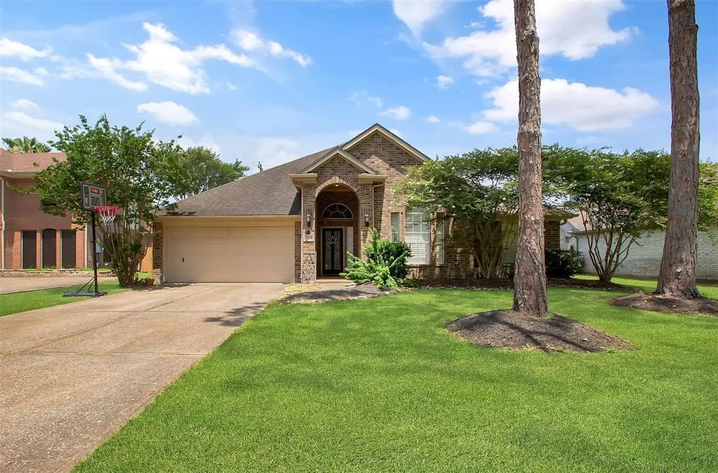 3628 Sunset Meadows Drive, Pearland