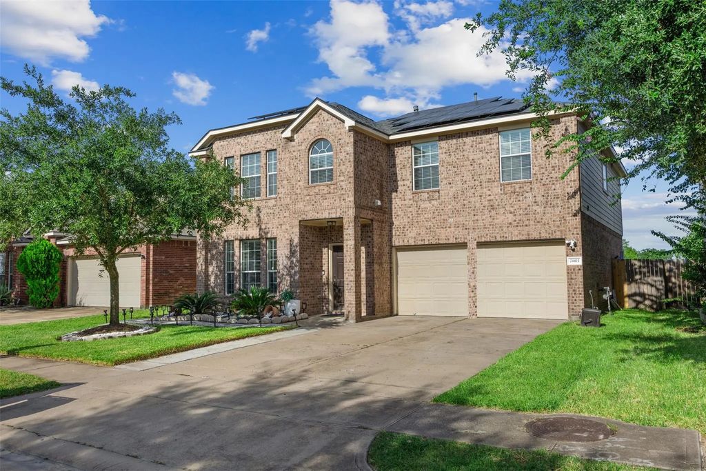 24415 Lakecrest Bend Drive, Katy