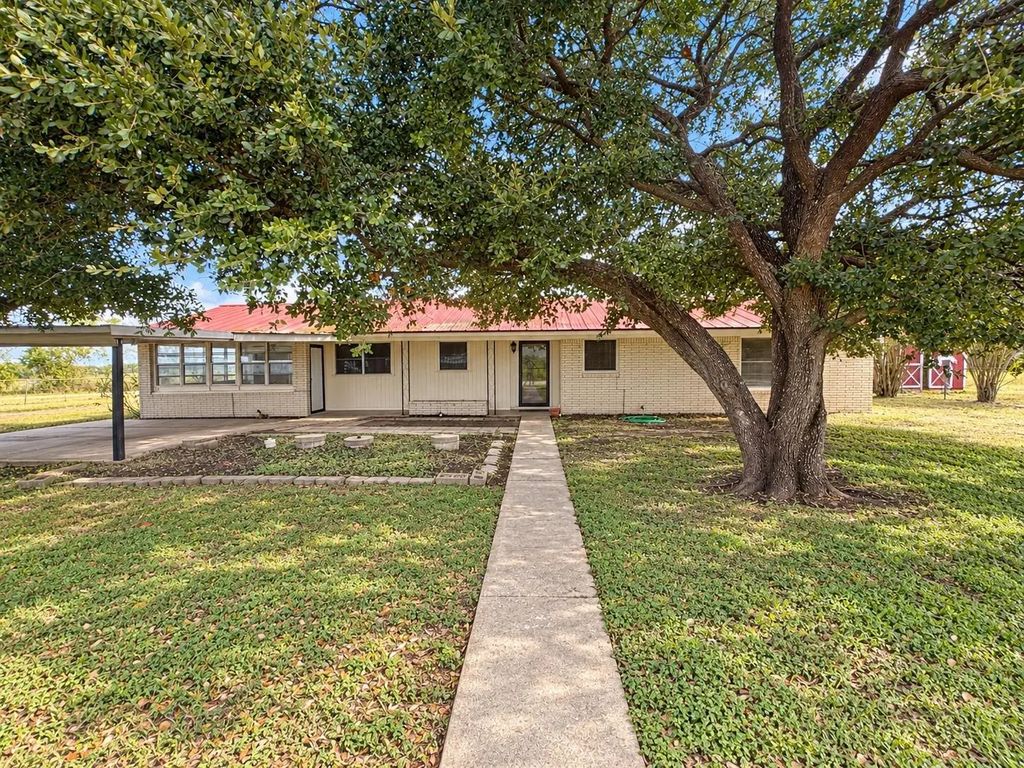 3897 Zulch Road, North Zulch