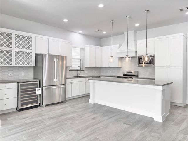 1602 Westside Gardens Lane, Houston
