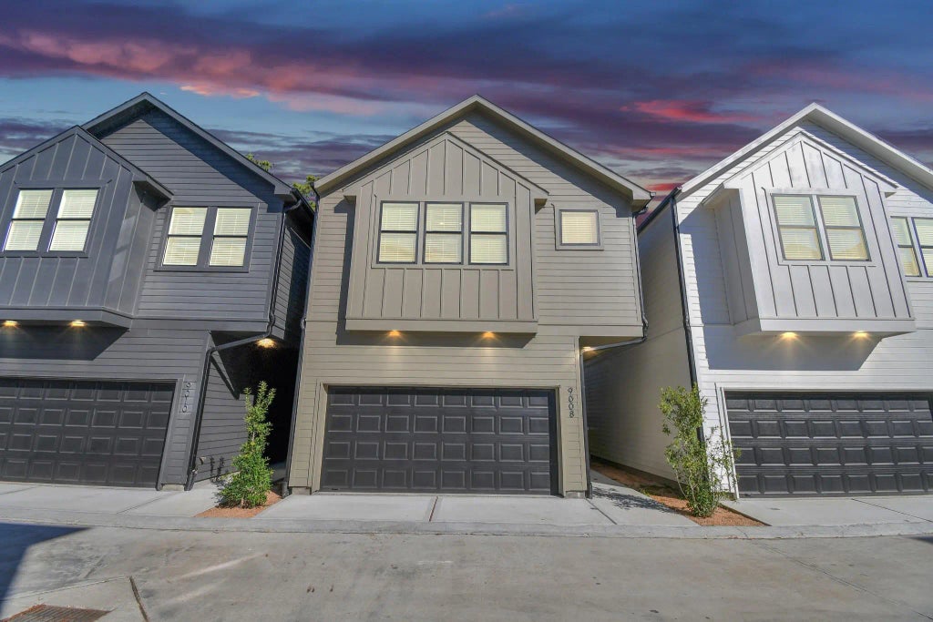 9024 Laverne Laurel Lane, Houston