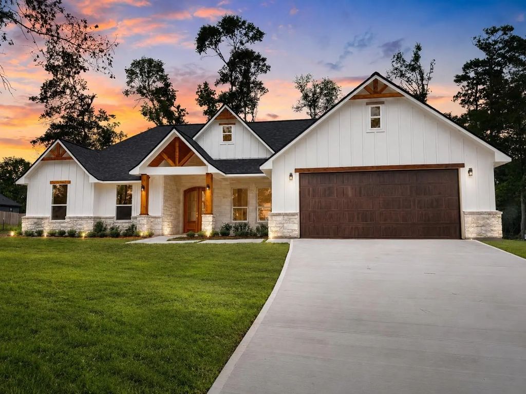 1131 Denson Allen Rd, Coldspring