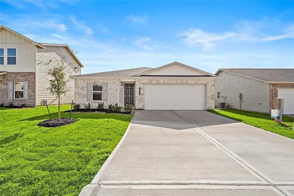 15549 Briar Forest Drive, Conroe