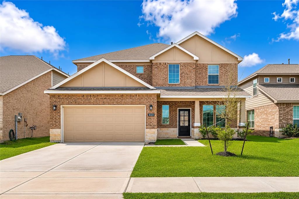 363 Selah Court, Alvin