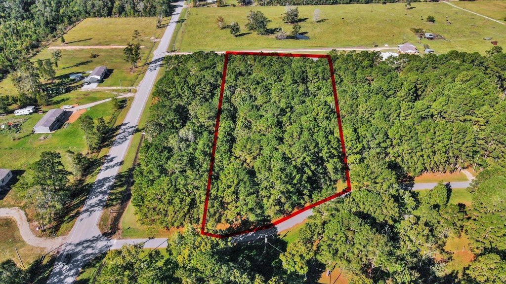 61 County Road 2316, Dayton