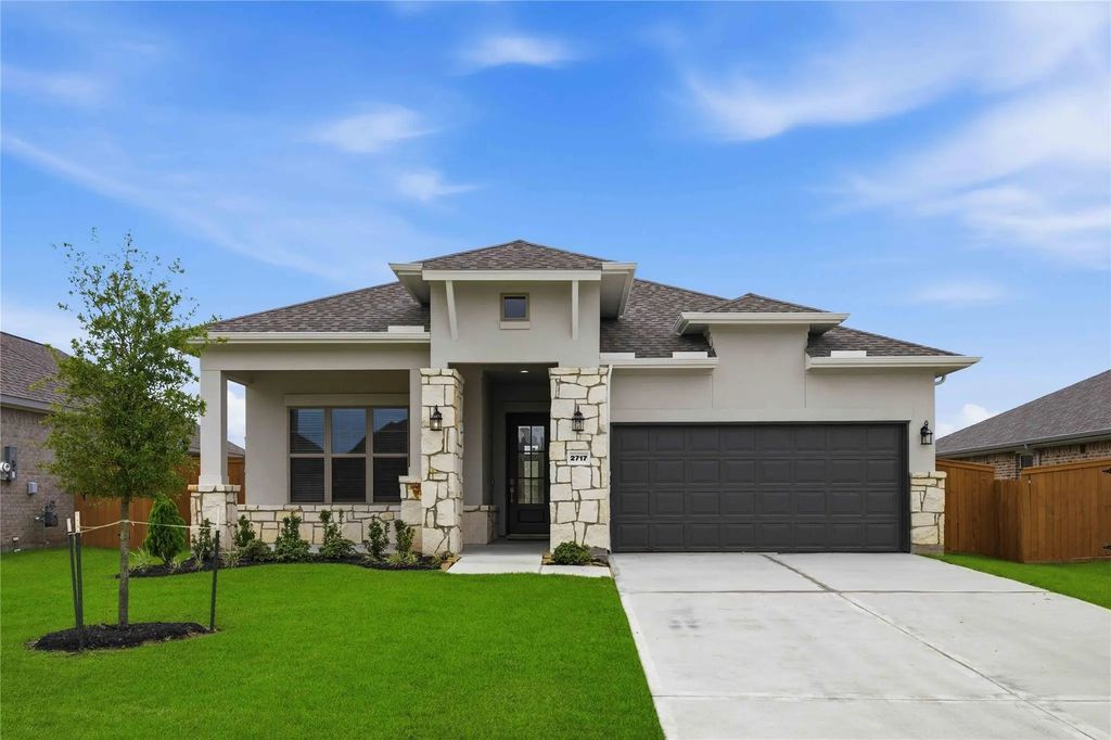 2717 Mackinac Bay Drive, La Marque