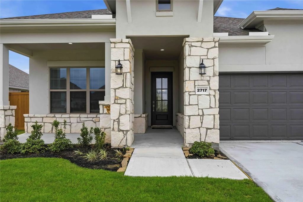 2717 Mackinac Bay Drive, La Marque