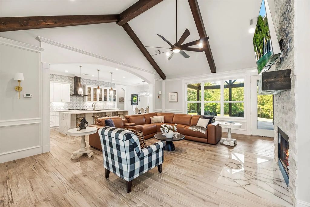 29899 Equestrian Drive, Waller Property Listing: MLS® #33352277