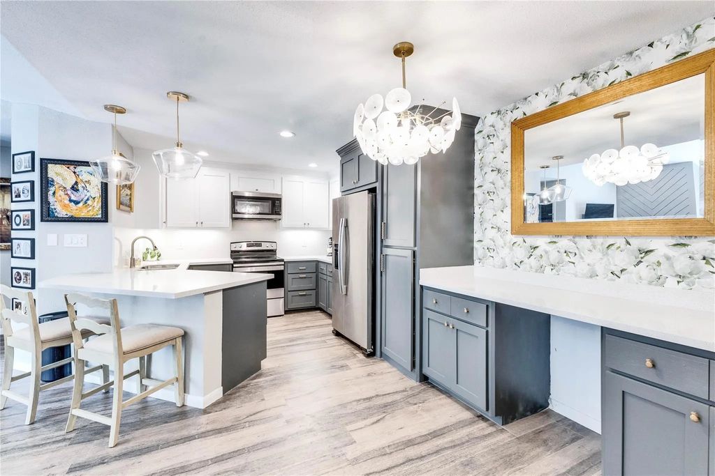 2450 Wickersham Lane M1308, Austin