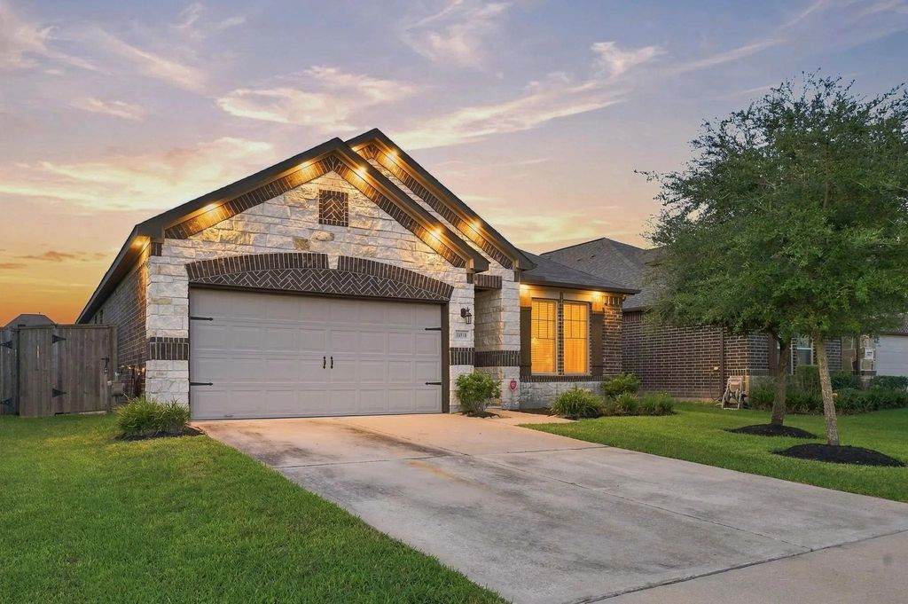 14510 Julie Meadows Lane, Humble