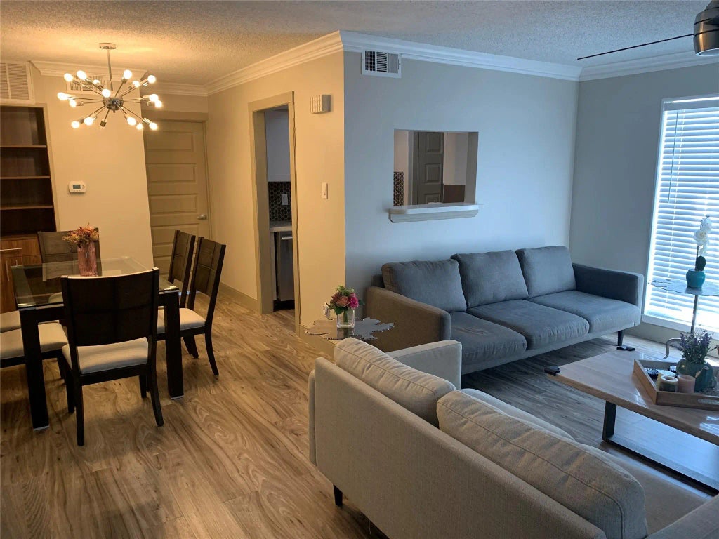 6402 Del Monte Drive 121, Houston