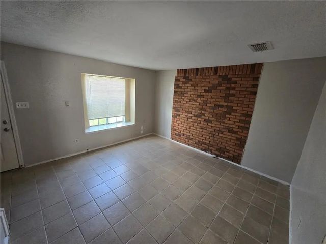 7045 Chasewood Drive, Houston