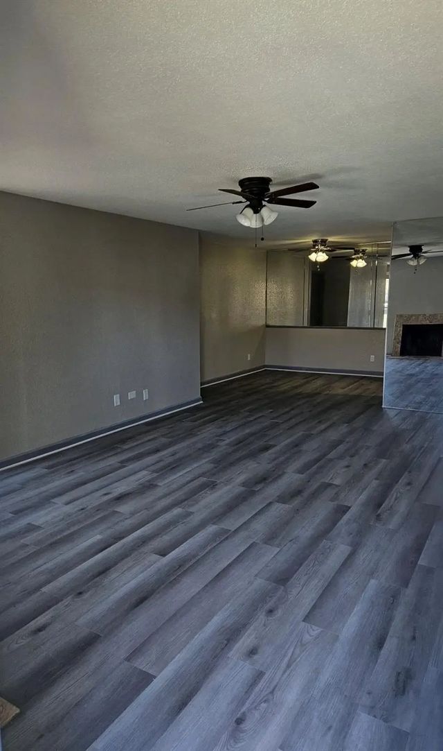 9700 Leawood Boulevard 1102, Houston