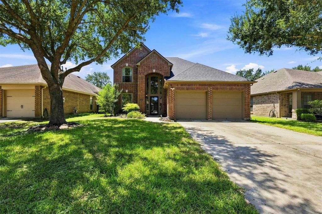 5526 Walnut Glen Lane, Rosenberg
