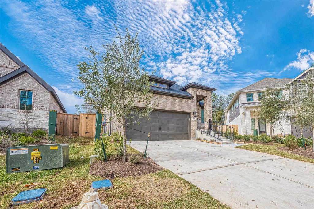 213 Mccrea Court, Montgomery