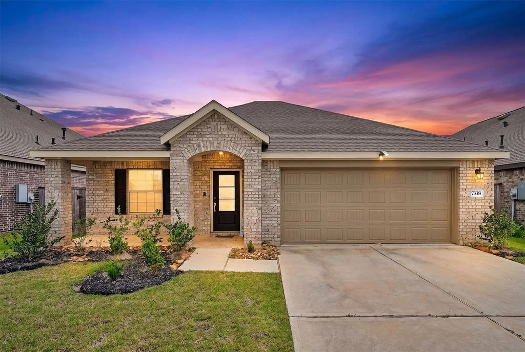 7338 Bartoncliff Drive, Katy
