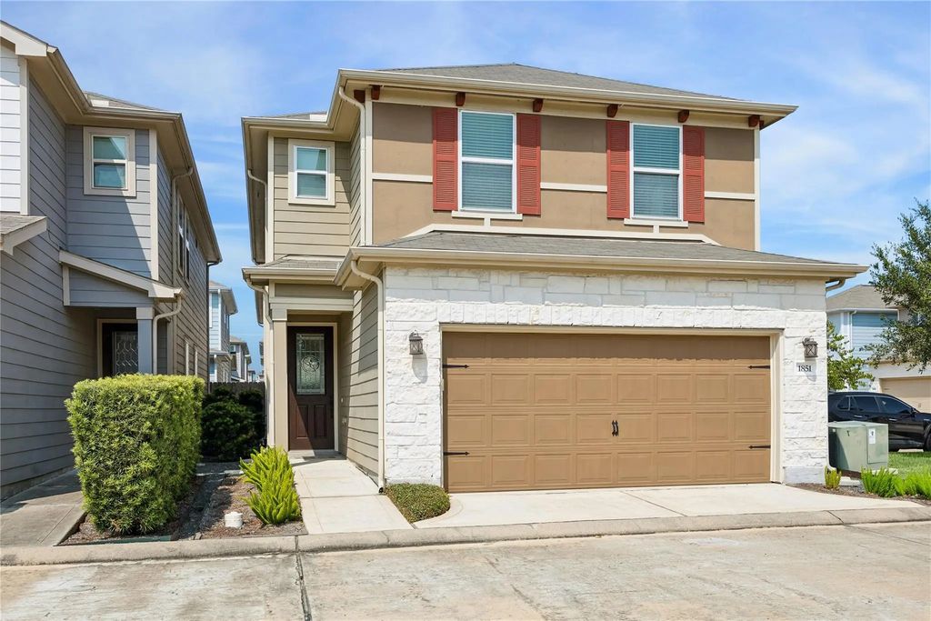 1851 Commons Glen Drive, Houston