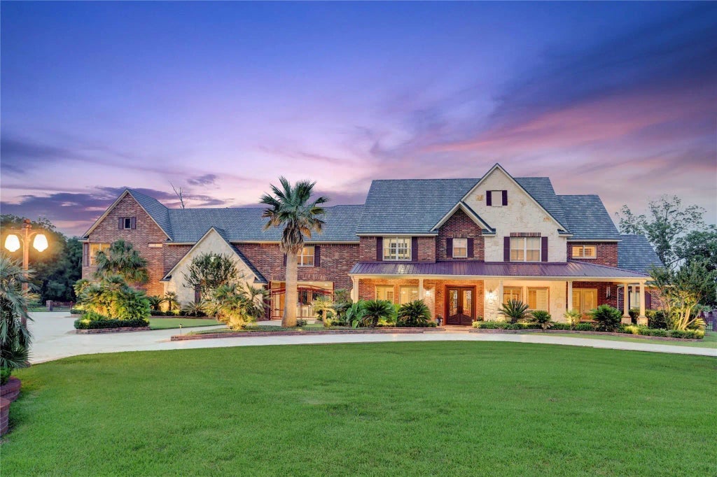 607 Oyster Shell Court, Missouri City