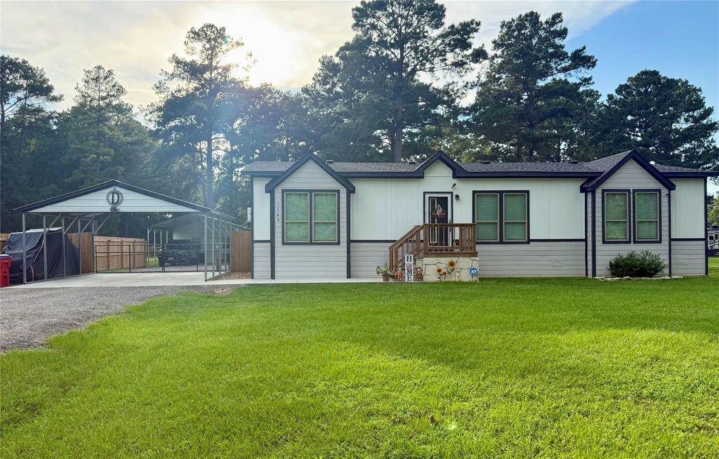 1365 County Road 2224, Cleveland