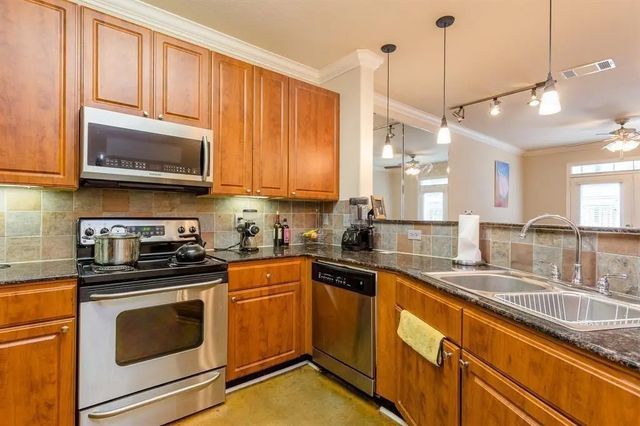 1711 Old Spanish Trail 310, Houston
