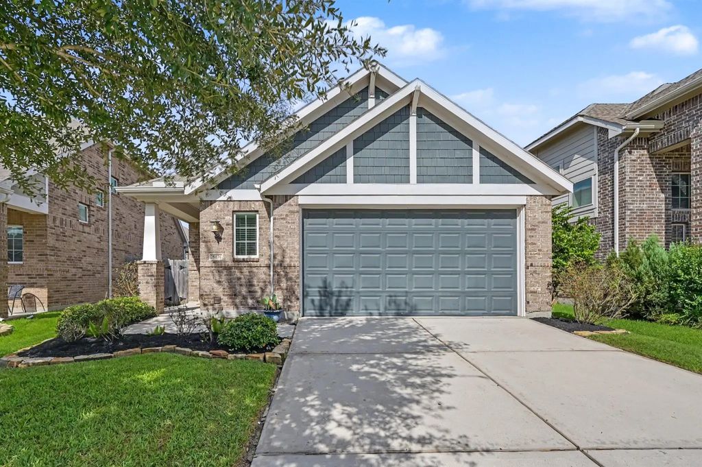 29836 Woodsons Edge Way, Spring