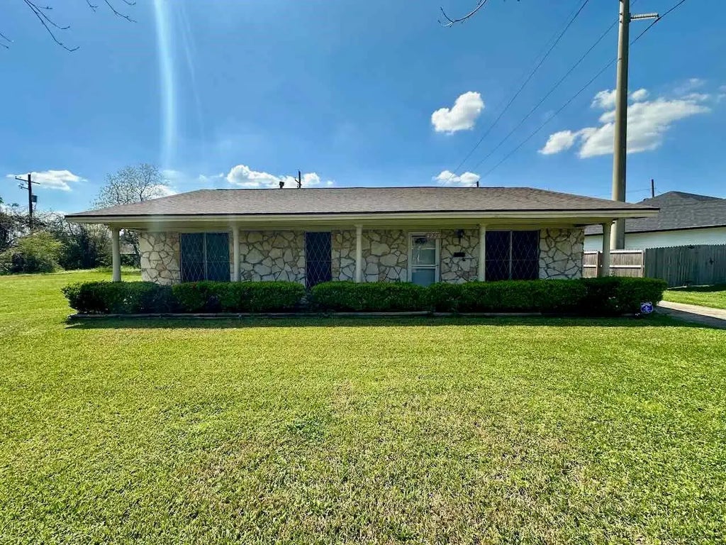 4220 Flamingo Lane, Beaumont